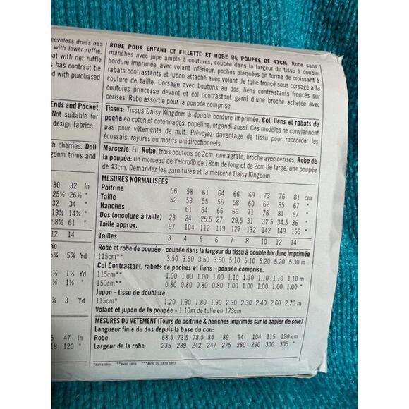 Simplicity sewing pattern 7607 girls dress 17" doll dress Daisy kingdom - Picture 5 of 5